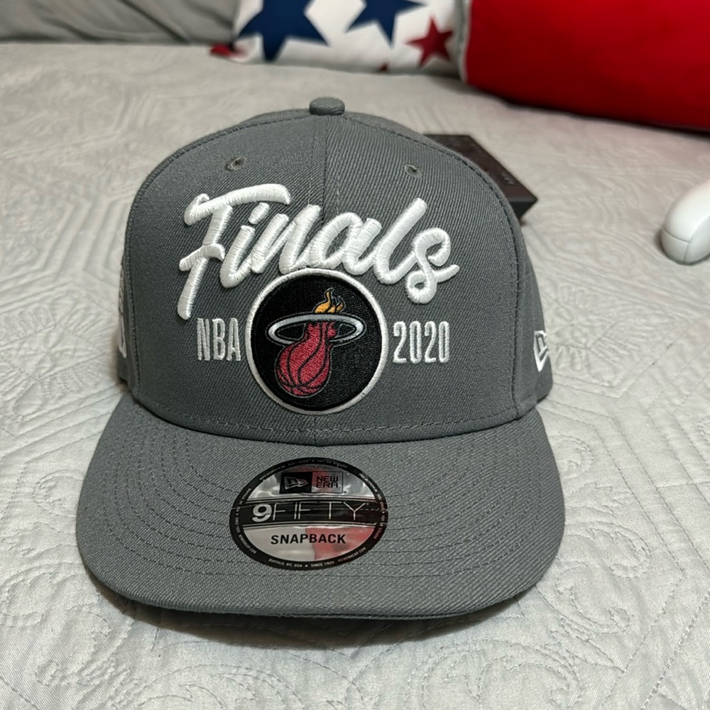 Miami heat hat
